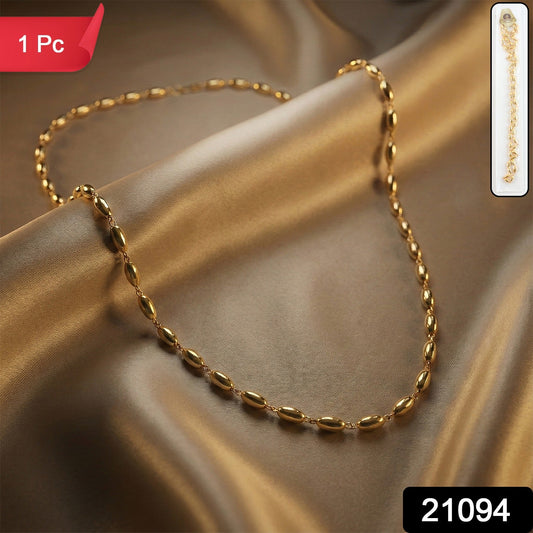 Classic golden statement jewelry