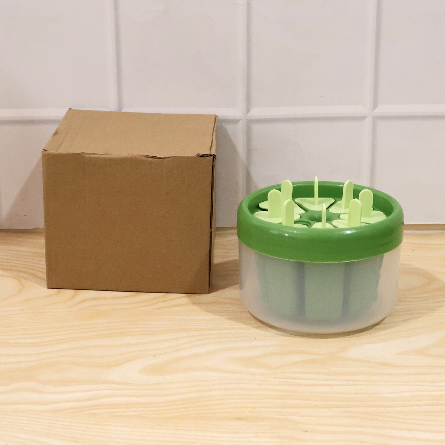 Plastic Ice Candy Popsicle Maker (8 Mold  1 Set)